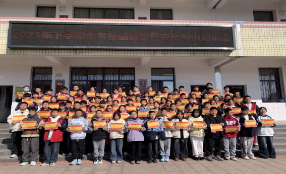 1763548776975873.png image.png